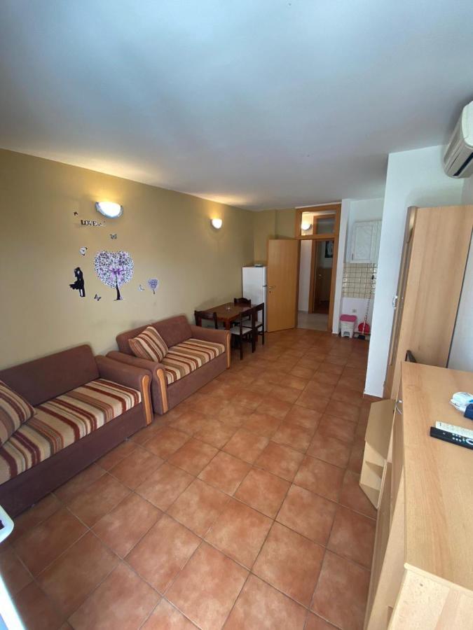 Apartment Dilba Новаля Екстериор снимка
