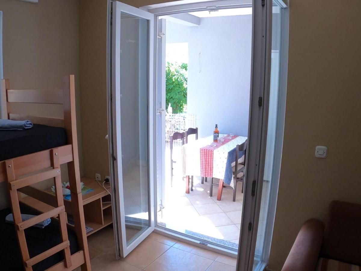 Apartment Dilba Новаля Екстериор снимка