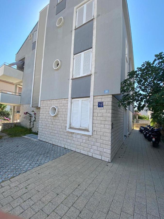 Apartment Dilba Новаля Екстериор снимка