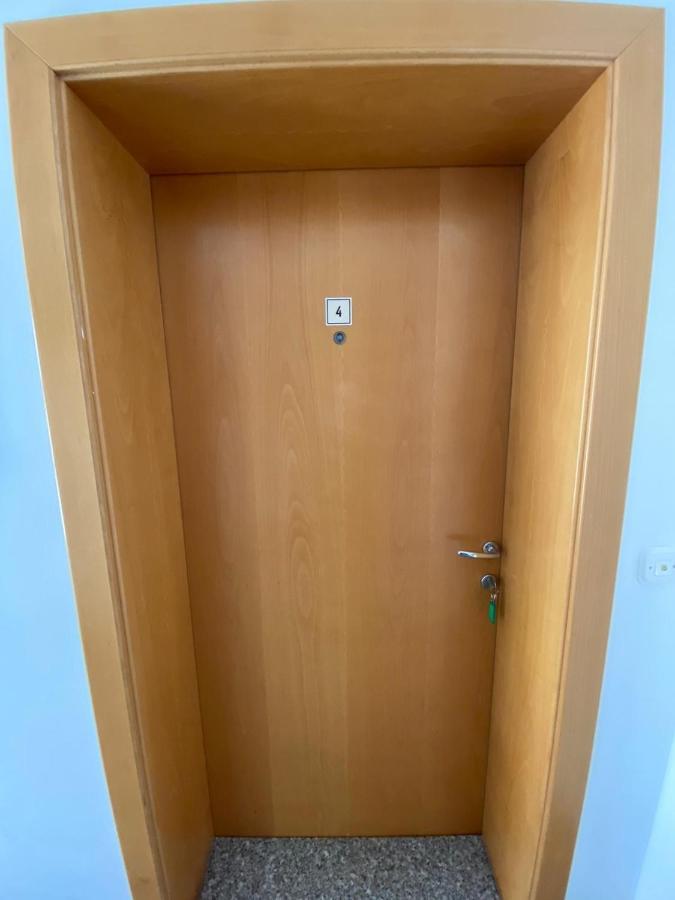 Apartment Dilba Новаля Екстериор снимка